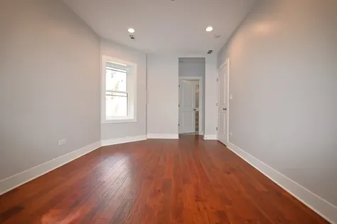 1630 West Thorndale Avenue Chicago IL 60660