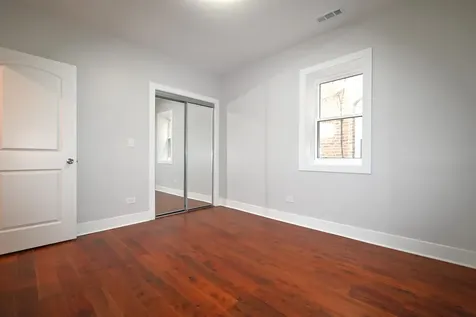 1630 West Thorndale Avenue Chicago IL 60660