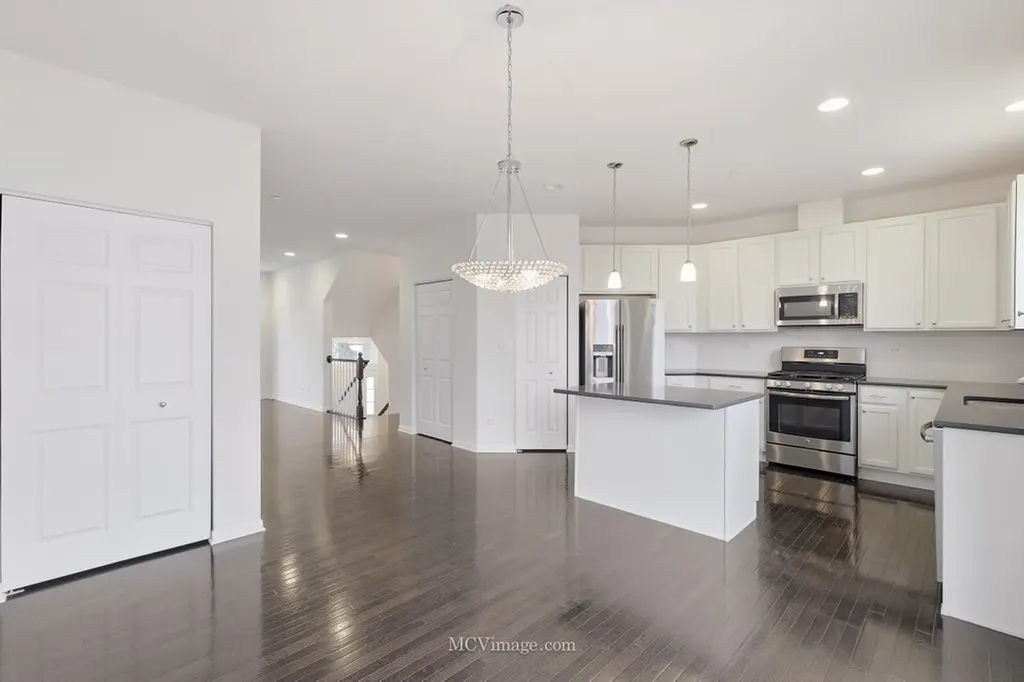 2967 Madison Drive Naperville IL 60564