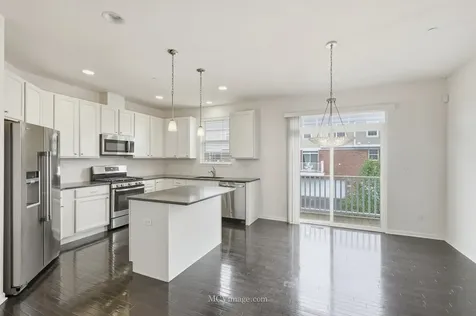 2967 Madison Drive Naperville IL 60564