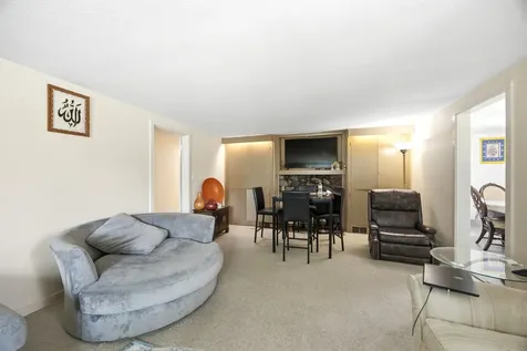 37W961 Bowes Road Elgin IL 60124