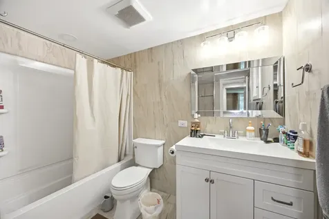 37W961 Bowes Road Elgin IL 60124