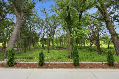 37W961 Bowes Road Elgin IL 60124