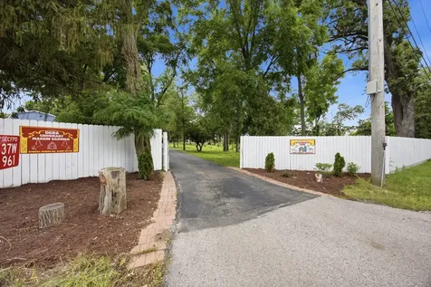 37W961 Bowes Road Elgin IL 60124