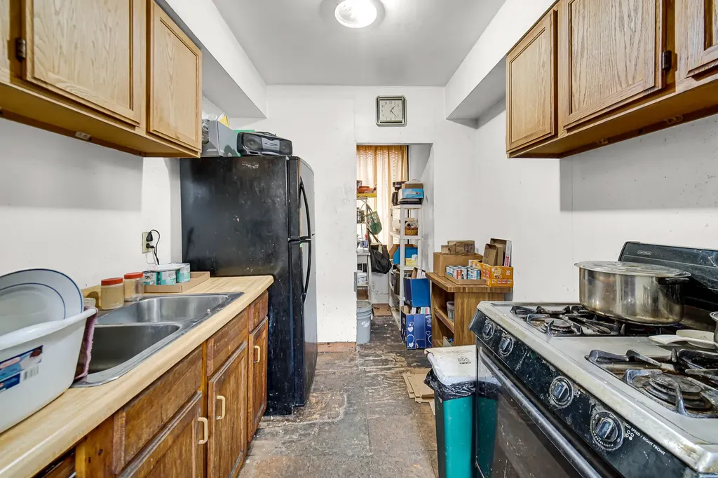 8917 South Hermitage Avenue Chicago IL 60620
