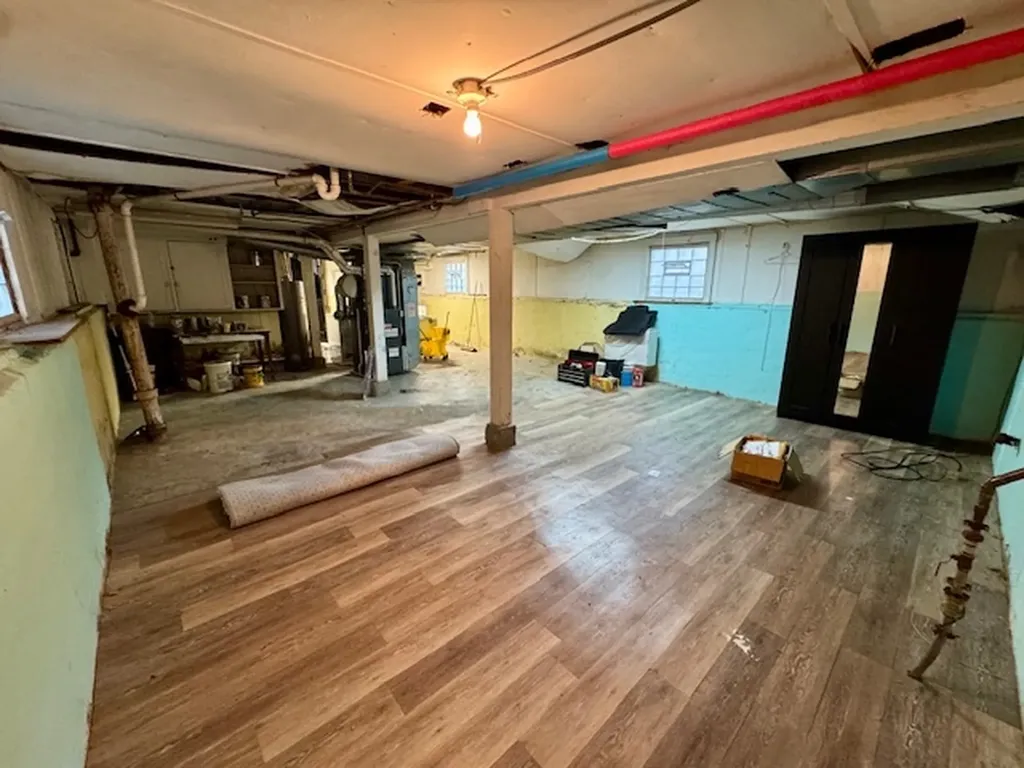 5630 West Cornelia Avenue Chicago IL 60634