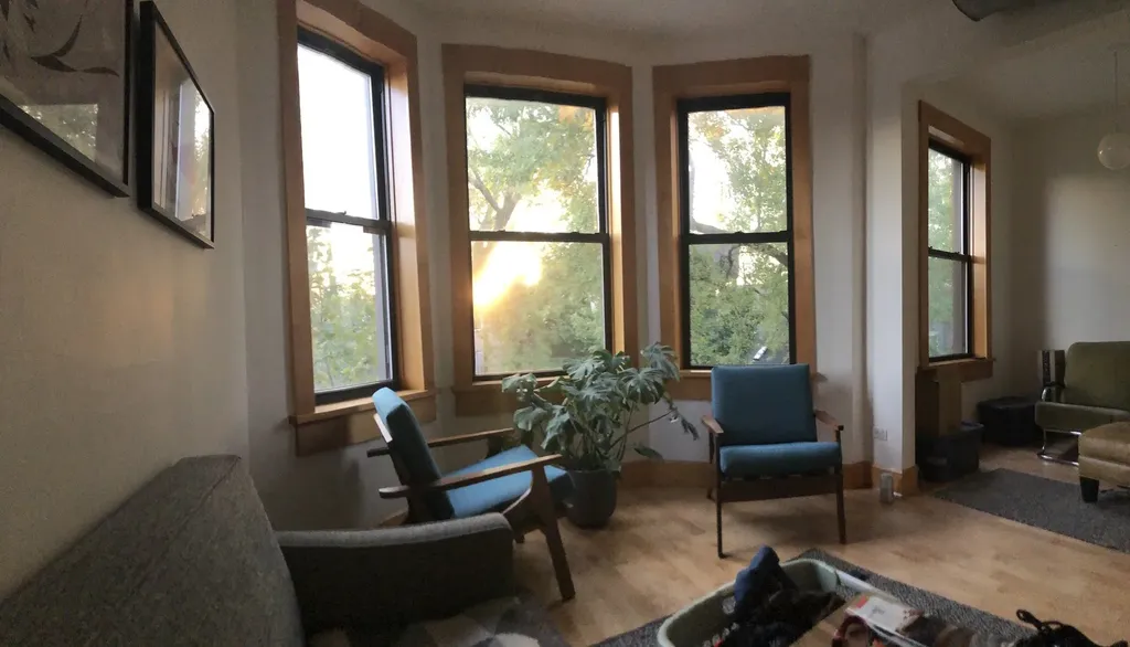 2061 North Leavitt Street Chicago IL 60647