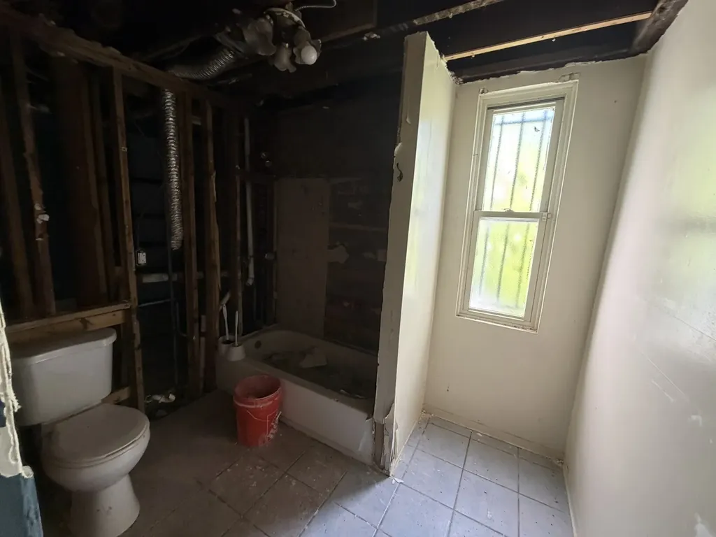 4150 West Carroll Avenue Chicago IL 60624