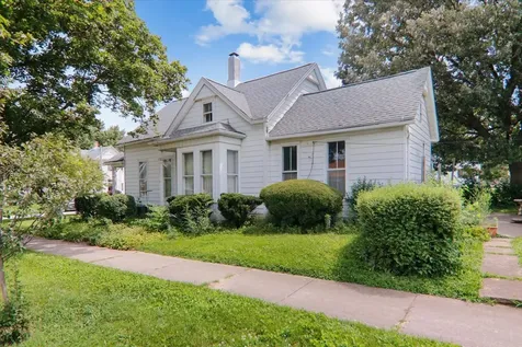 1212 West Chestnut Street Bloomington IL 61701
