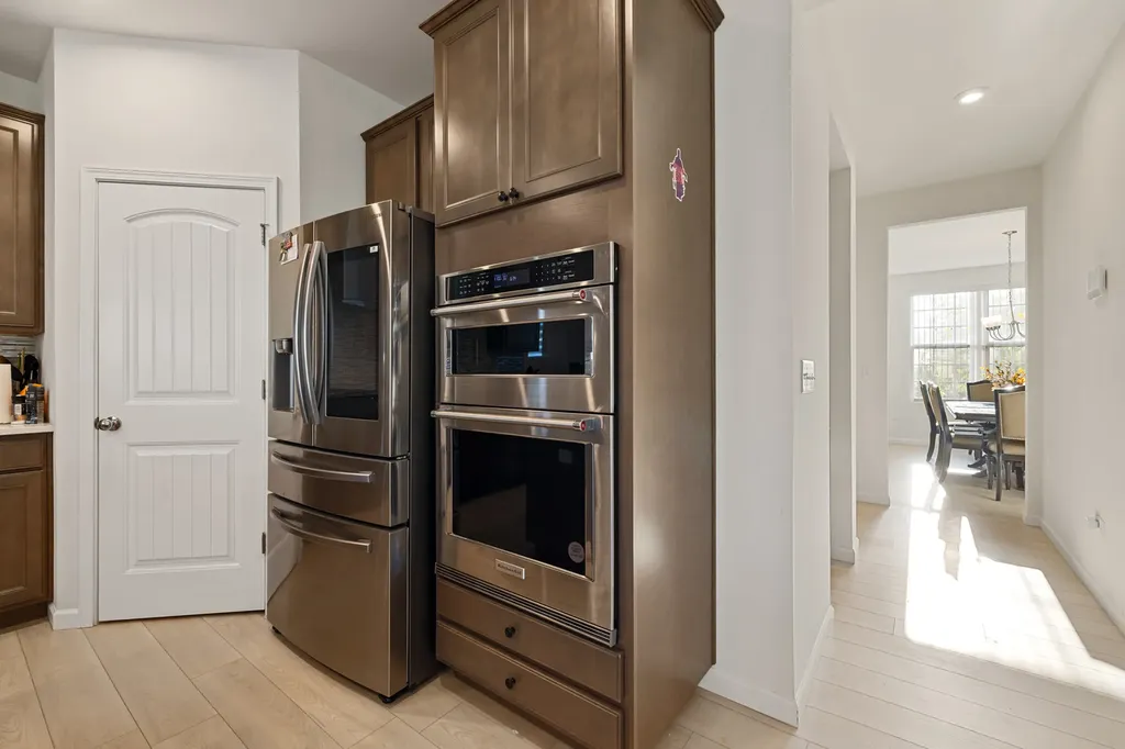 12921 Timber Wood Circle Plainfield IL 60585