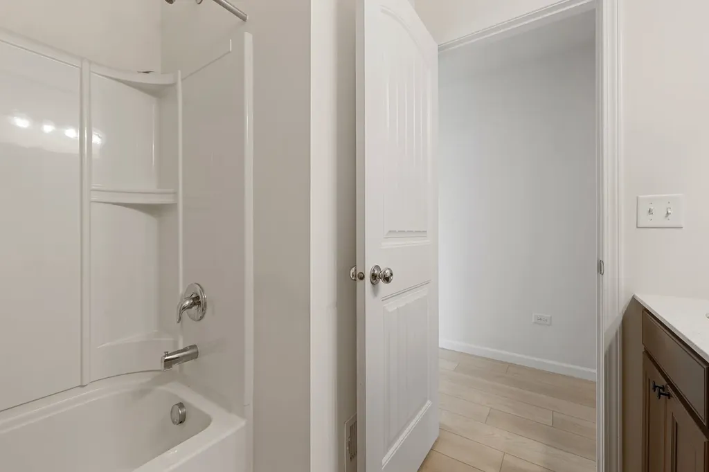 12921 Timber Wood Circle Plainfield IL 60585