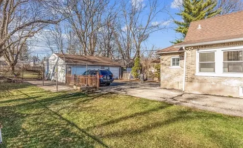 610 Mcclure Avenue Elgin IL 60123