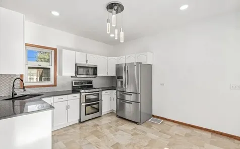 610 Mcclure Avenue Elgin IL 60123
