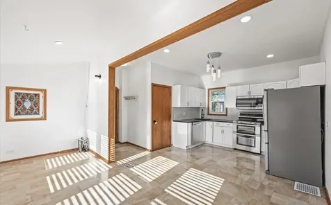 610 Mcclure Avenue Elgin IL 60123