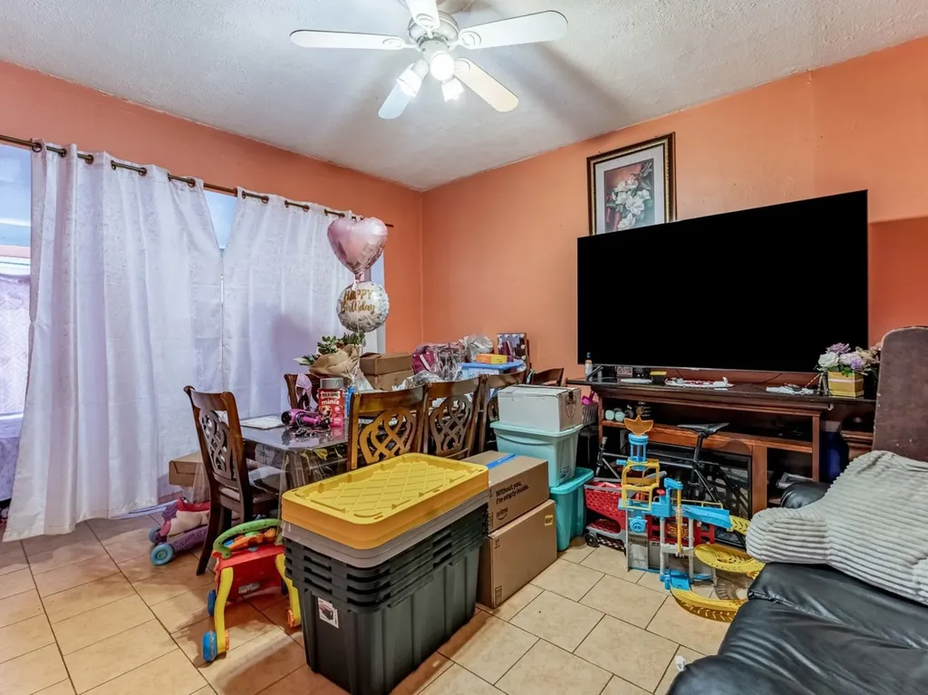 5730 South Washtenaw Avenue Chicago IL 60629