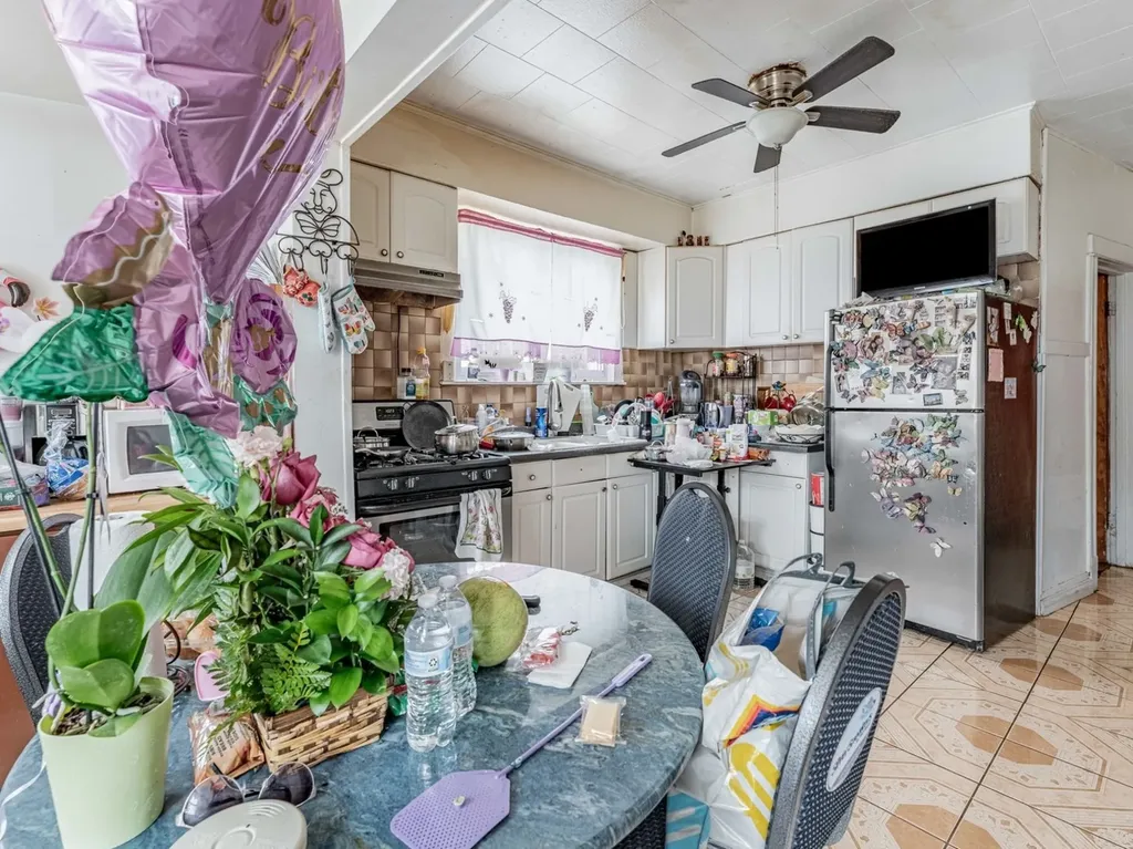 5730 South Washtenaw Avenue Chicago IL 60629