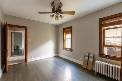 2246 Clinton Avenue Berwyn IL 60402