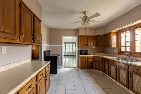 2246 Clinton Avenue Berwyn IL 60402