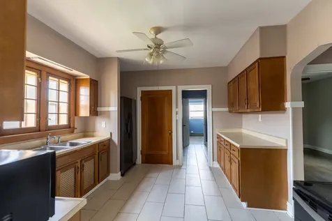 2246 Clinton Avenue Berwyn IL 60402