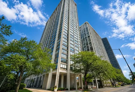 5455 North Sheridan Road Chicago IL 60640