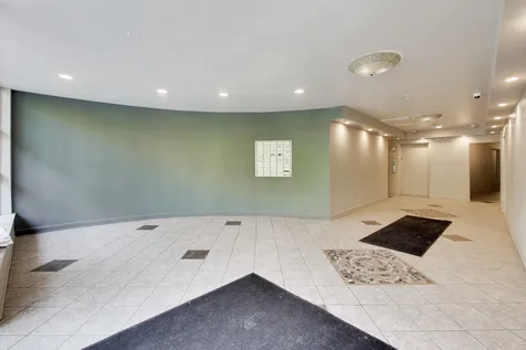 5854 North Kenmore Avenue Chicago IL 60660
