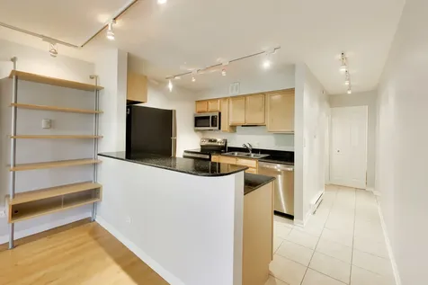 5854 North Kenmore Avenue Chicago IL 60660