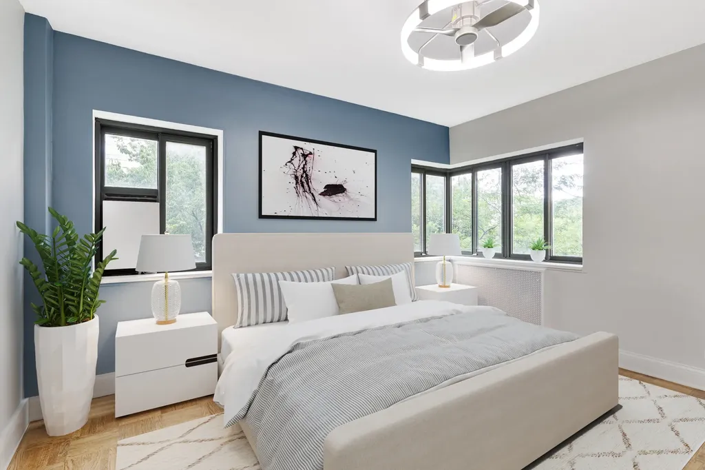 5056 North Marine Drive Chicago IL 60640