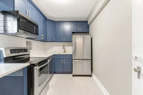 5056 North Marine Drive Chicago IL 60640