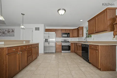 1820 Glenbridge Road Bloomington IL 61704