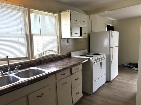 707 North Monroe Street Marion IL 62959
