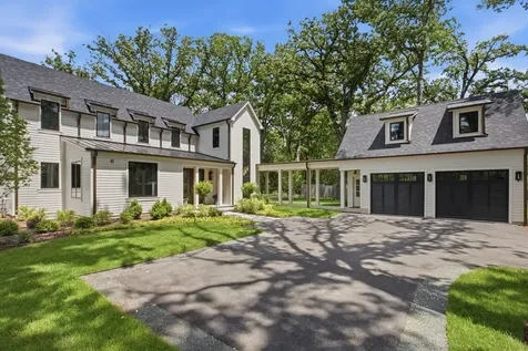 1360 West Everett Road Lake Forest IL 60045