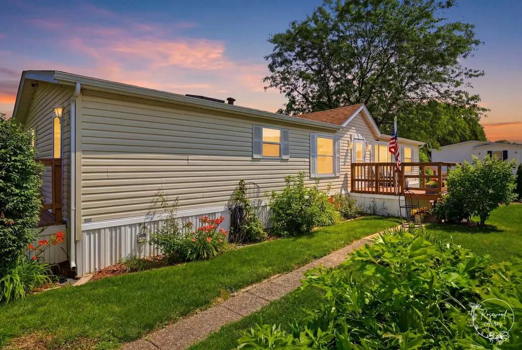 20 St. Francis Drive Bourbonnais IL 60914