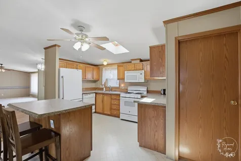 20 St. Francis Drive Bourbonnais IL 60914