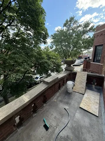 3936 West Cornelia Avenue Chicago IL 60618