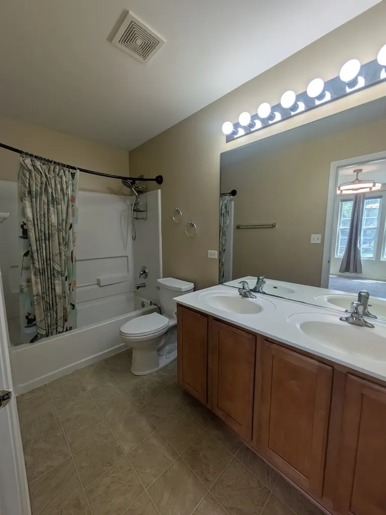 485 Conservatory Lane Aurora IL 60502