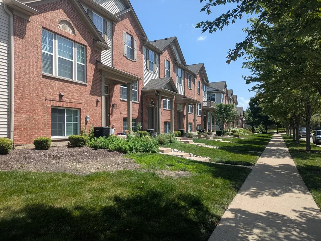 485 Conservatory Lane Aurora IL 60502