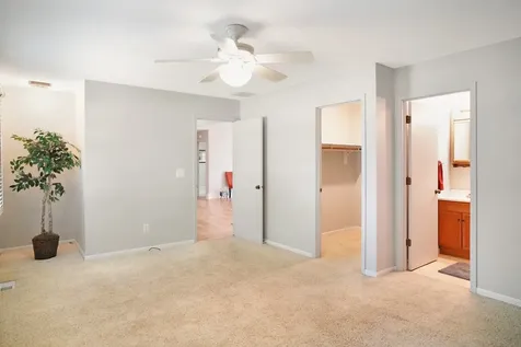 1104 South Marietta Drive Mahomet IL 61853