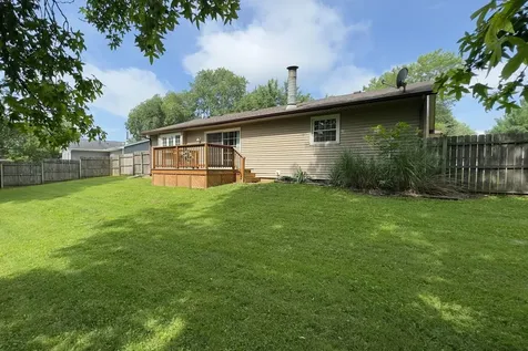 1104 South Marietta Drive Mahomet IL 61853
