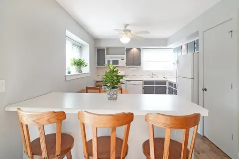 1104 South Marietta Drive Mahomet IL 61853