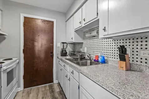15816 Terrace Drive Oak Forest IL 60452