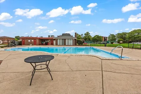 15816 Terrace Drive Oak Forest IL 60452