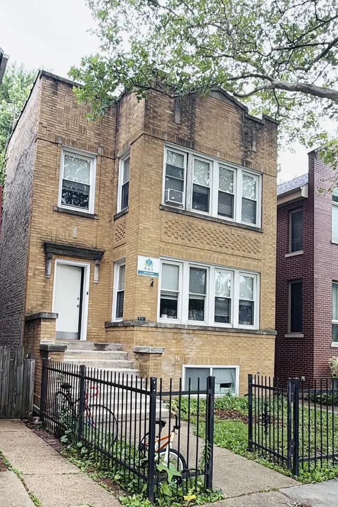 4742 North Kewanee Avenue Chicago IL 60630