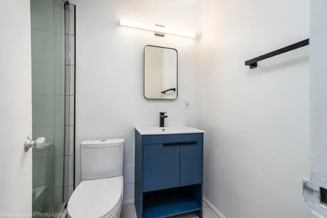 1401 East 55th Street Chicago IL 60615