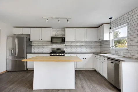 461 Winding Canyon Way Algonquin IL 60102