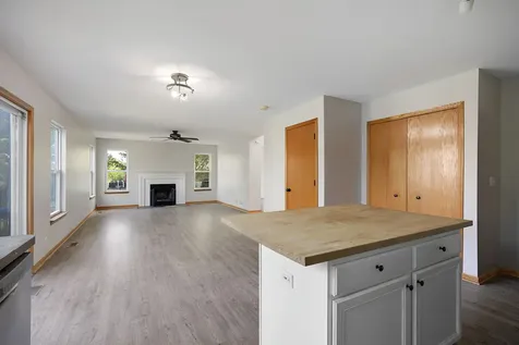 461 Winding Canyon Way Algonquin IL 60102