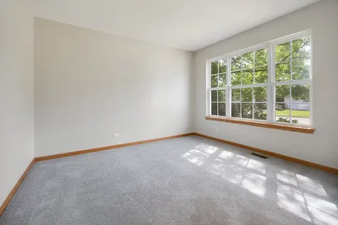 461 Winding Canyon Way Algonquin IL 60102