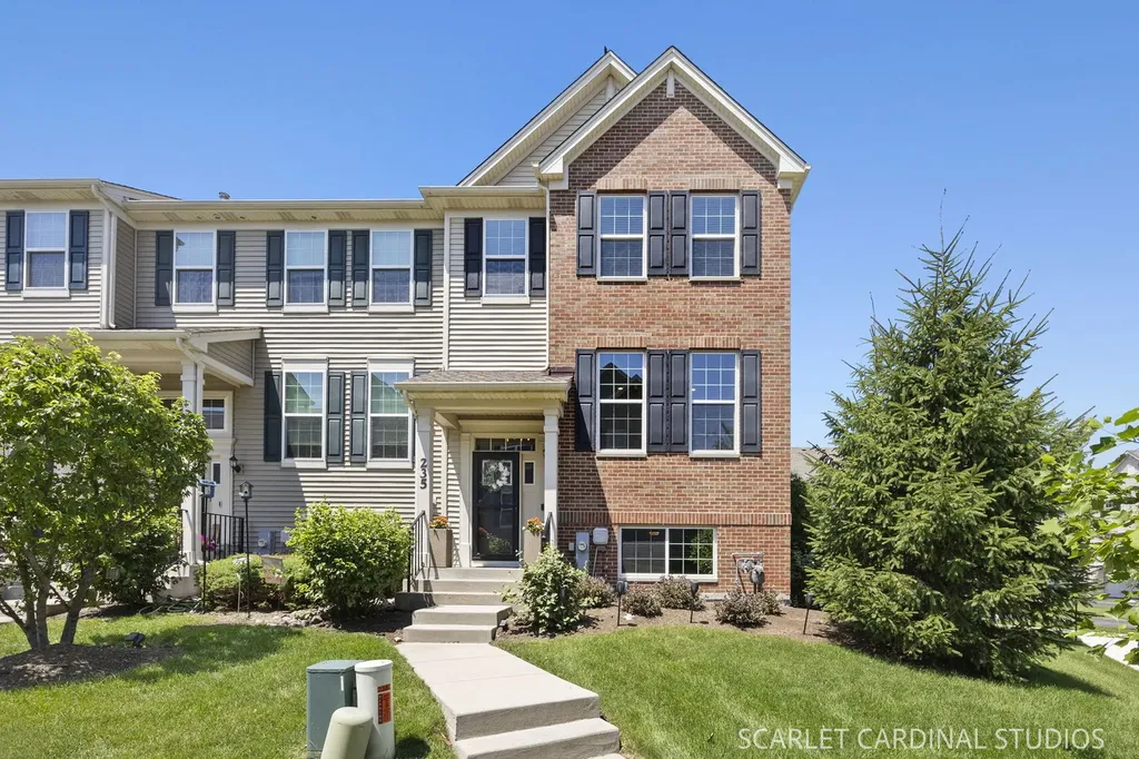 235 Lakeshore Drive Oswego IL 60543