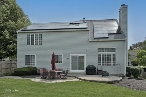 300 Briarwood Lane Algonquin IL 60102