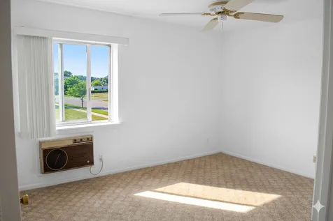 1301 South Finley Road Lombard IL 60148