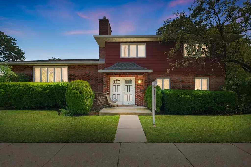 9143 Dr Korczak Terrace Skokie IL 60076